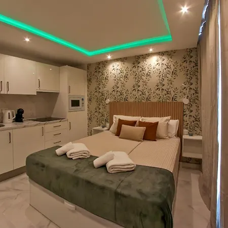 Apartment Stylish Modern With Ocean View And Pools, 1001, Ponderosa Playa de las Americas (Tenerife)