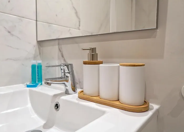 Stylish Modern With Ocean View And Pools, 1001, Ponderosa